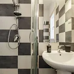Janas By Propertize קליארי